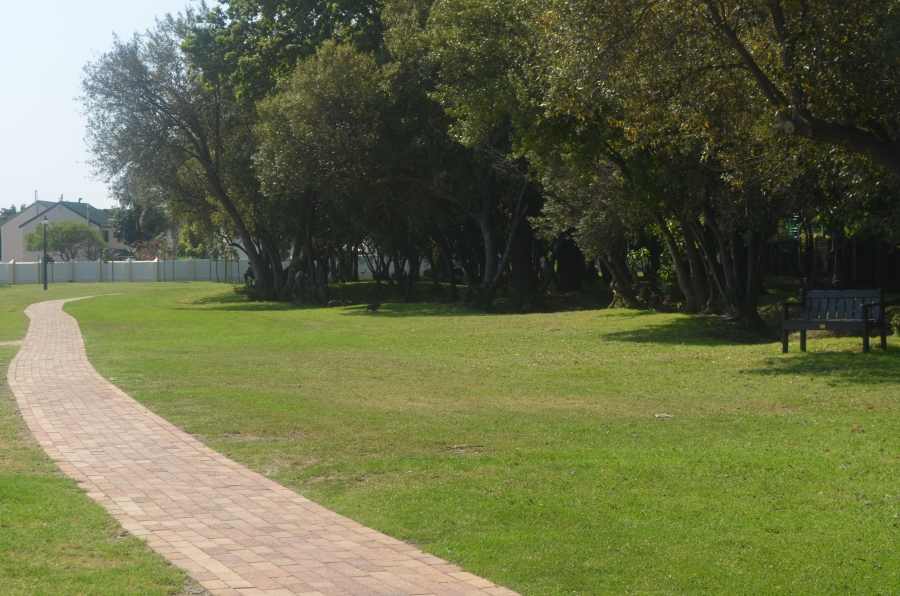 3 Bedroom Property for Sale in Heritage Park Western Cape